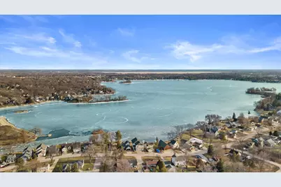 S67W18711  Emerald Dr, Muskego, WI 53150 - Photo 7