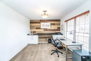 731 Hidden View Ct, Slinger, WI 53086 - Photo 9