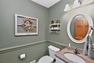 731 Hidden View Ct, Slinger, WI 53086 - Photo 9