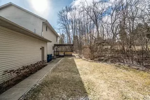 731 Hidden View Ct, Slinger, WI 53086 - Photo 25
