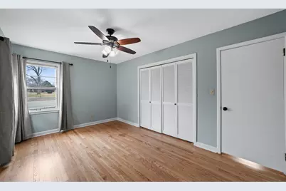 2538 S 75th St, West Allis, WI 53219 - Photo 19