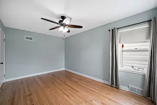 2538 S 75th St, West Allis, WI 53219 - Photo 21