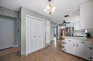 2538 S 75th St, West Allis, WI 53219 - Photo 23