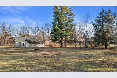 S67W18711  Emerald Dr, Muskego, WI 53150 - Photo 7