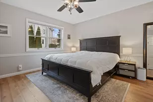 8109 S Forest Meadows Dr, Franklin, WI 53132 - Photo 17