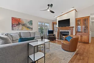 8109 S Forest Meadows Dr, Franklin, WI 53132 - Photo 13