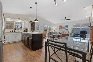 8109 S Forest Meadows Dr, Franklin, WI 53132 - Photo 7