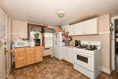 2523 W Maple St #2525, Milwaukee, WI 53204 - Photo 13