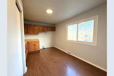 234  Wolf Dr, Dousman, WI 53118 - Photo 7