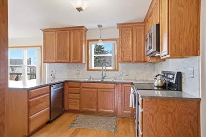 269  Brian Ct, Port Washington, WI 53074 - Photo 9