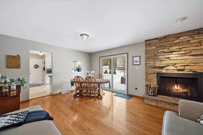 2509  Algoma Ter, Waukesha, WI 53188 - Photo 3