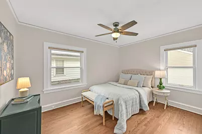 5842 N Bay Ridge Ave, Whitefish Bay, WI 53217 - Photo 15