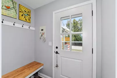 4141 S 90th St, Greenfield, WI 53228 - Photo 21