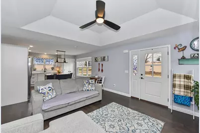 4141 S 90th St, Greenfield, WI 53228 - Photo 3