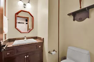 2550 Harmony Cir, Brookfield, WI 53045 - Photo 21