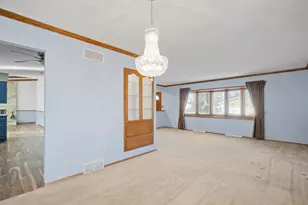 4980 Steeple Dr, Greendale, WI 53129 - Photo 9