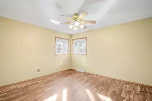 4980 Steeple Dr, Greendale, WI 53129 - Photo 21