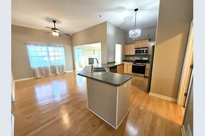 1850  Stoney Ln #419, Slinger, WI 53086 - Photo 5