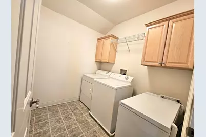 1850  Stoney Ln #419, Slinger, WI 53086 - Photo 15