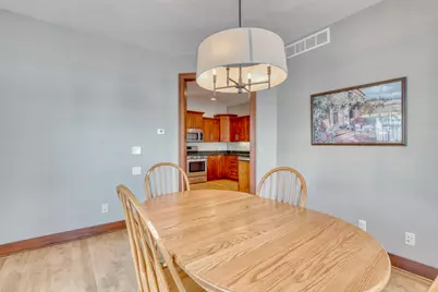 9067 S Cordgrass Cir, Franklin, WI 53132 - Photo 17