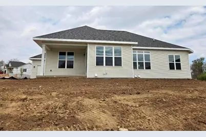1403  Greystone Dr, Plymouth, WI 53073 - Photo 5