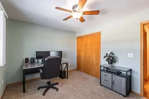315 Cypress Cir Ln, Holmen, WI 54636 - Photo 19