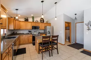 315 Cypress Cir Ln, Holmen, WI 54636 - Photo 11