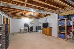 315 Cypress Cir Ln, Holmen, WI 54636 - Photo 25