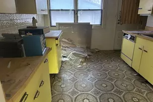 5275 N 57th St, Milwaukee, WI 53218 - Photo 3