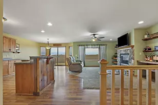 2811 59th Dr, Racine, WI 53182 - Photo 5