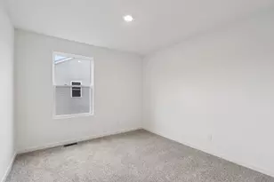 5017 Yates Dr, Racine, WI 53403 - Photo 31