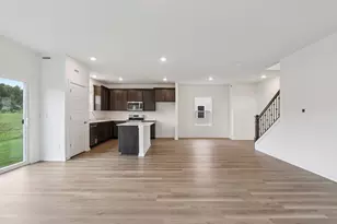 5017 Yates Dr, Racine, WI 53403 - Photo 7