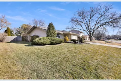 4300  Chekanoff Dr, Racine, WI 53403 - Photo 35