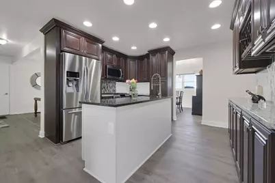 4300  Chekanoff Dr, Racine, WI 53403 - Photo 11