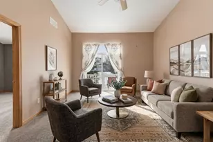 885 Cumberland Ln, Port Washington, WI 53074 - Photo 5