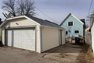 1114 S 47th St, West Milwaukee, WI 53214 - Photo 9