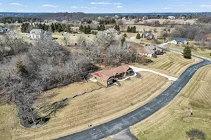 W321S8865 Leah Way, Mukwonago, WI 53149 - Photo 35