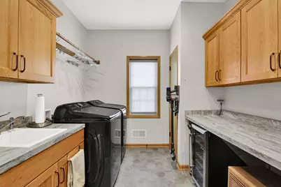 W321 S 8865 Leah Way, Mukwonago, WI 53149 - Photo 25