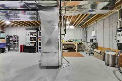 W321 S 8865 Leah Way, Mukwonago, WI 53149 - Photo 41