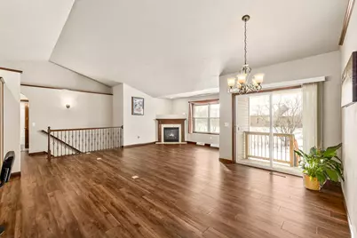 1961 W Kohl Dr, Grand Chute, WI 54913 - Photo 17