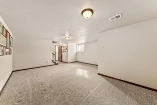 1961 W Kohl Dr, Grand Chute, WI 54913 - Photo 33