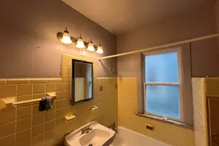 3201 N 35th St, Milwaukee, WI 53216 - Photo 11