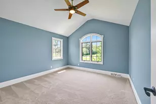 W292S5474 Fox Run Ct, Genesee, WI 53189 - Photo 35