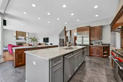 W292S5474  Fox Run Ct, Genesee, WI 53188 - Photo 7