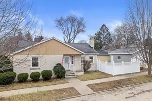 505 77th St, Kenosha, WI 53143 - Photo 1