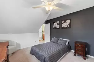 131 Maple Ave, Pewaukee, WI 53072 - Photo 23