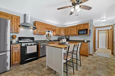 6912  62nd Ave, Kenosha, WI 53142 - Photo 3