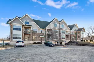 14900 W Wilbur Dr, New Berlin, WI 53151 - Photo 27