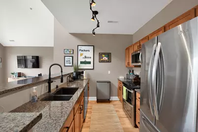 14900 W Wilbur Dr #1208, New Berlin, WI 53151 - Photo 3