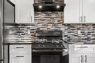 1770 Main St, Racine, WI 53182 - Photo 5